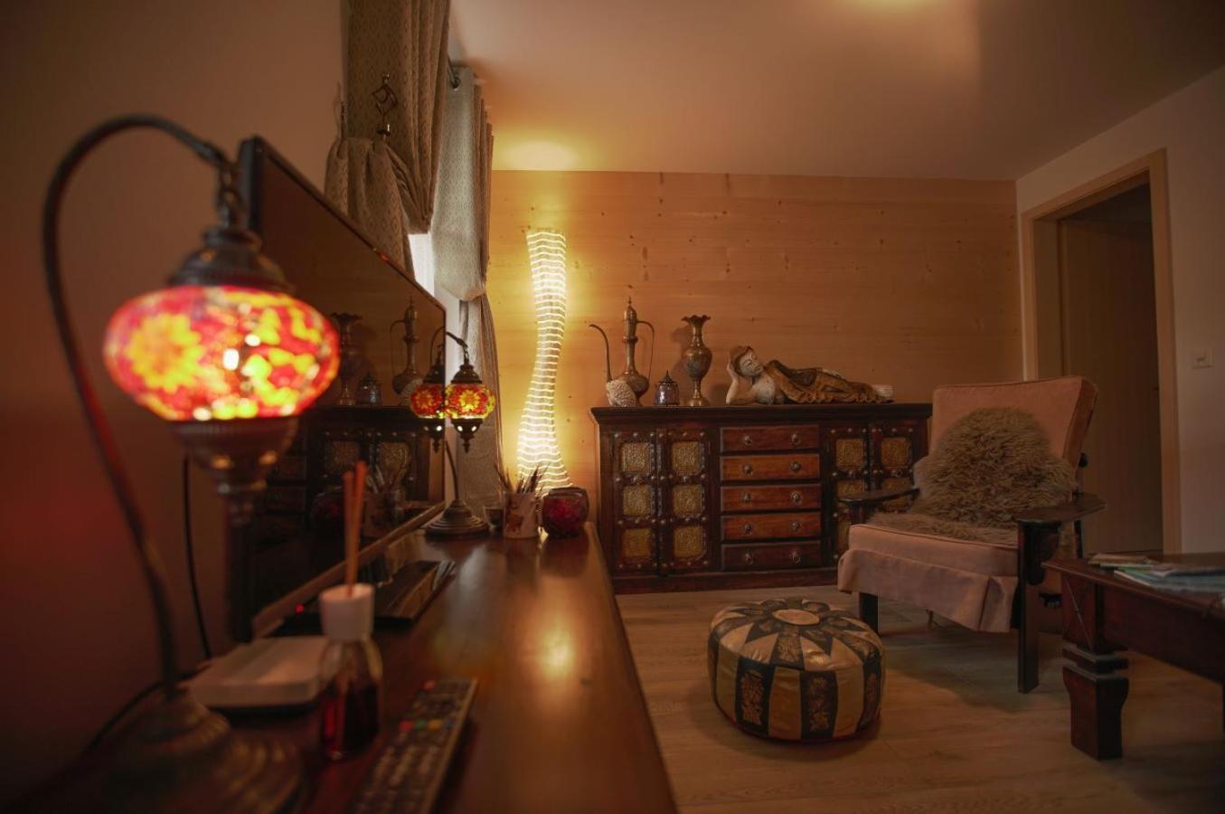 Large Deluxe Studio For 2 - Chalet Lovo Lenk Exteriör bild
